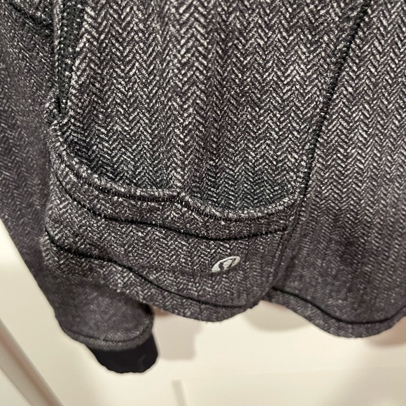 Lululemon Athletica Jacket Size 6 - Picture 10 of 11